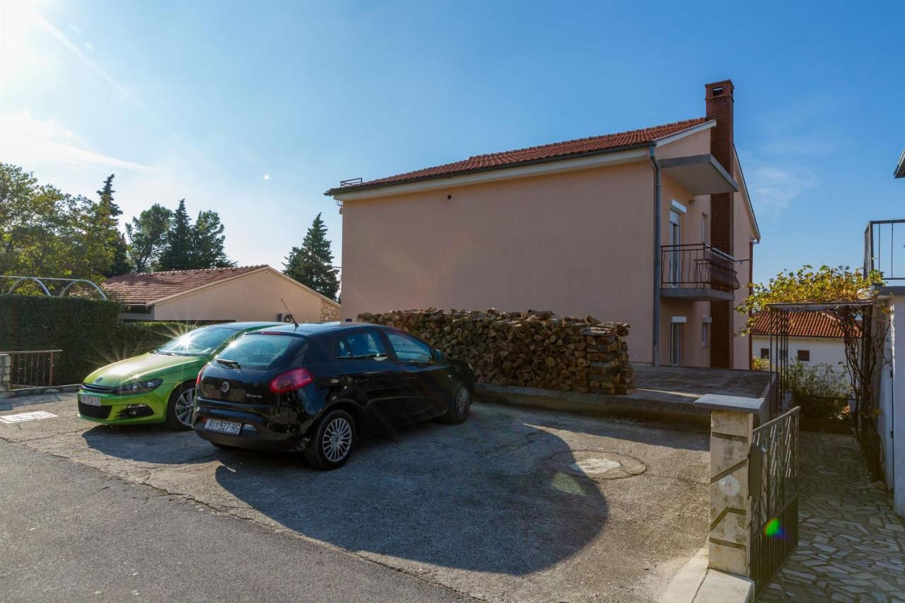Apartments Melita Dramalj Exterior foto